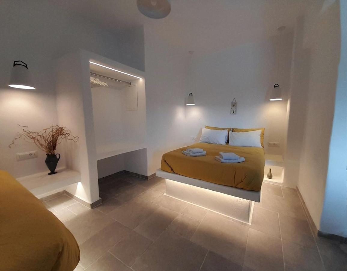 Sunny Guest House New Port Mykonos トゥルロス エクステリア 写真