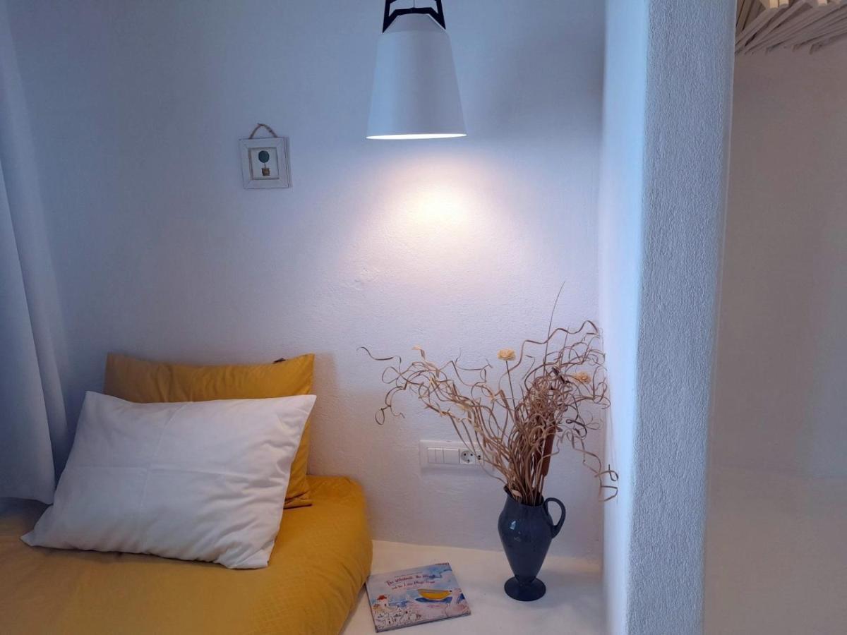 Sunny Guest House New Port Mykonos トゥルロス エクステリア 写真