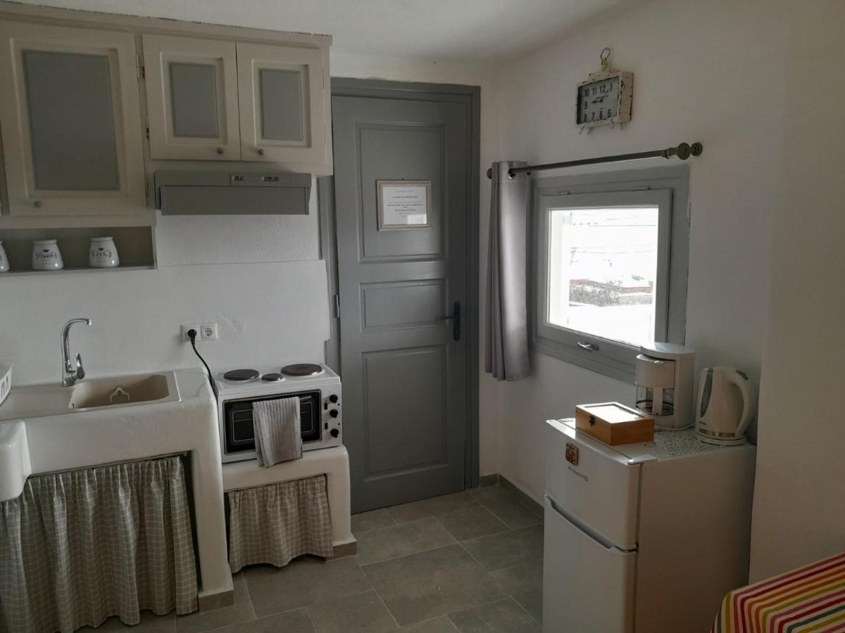 Sunny Guest House New Port Mykonos トゥルロス エクステリア 写真
