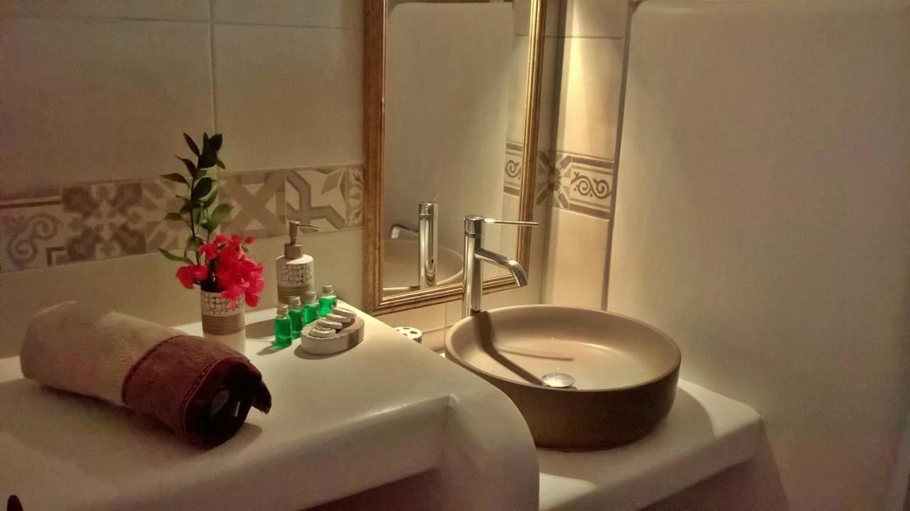 Sunny Guest House New Port Mykonos トゥルロス エクステリア 写真