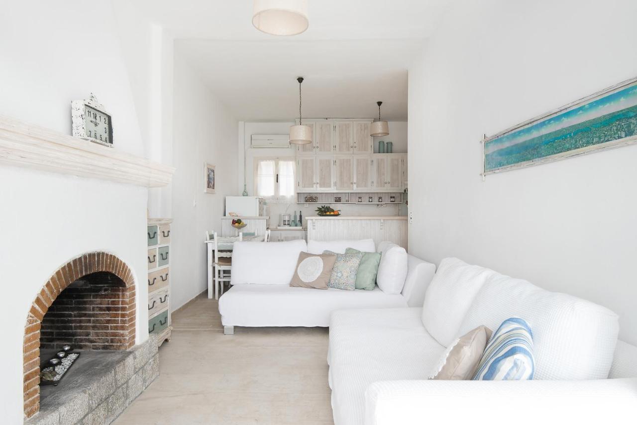 Sunny Guest House New Port Mykonos トゥルロス エクステリア 写真